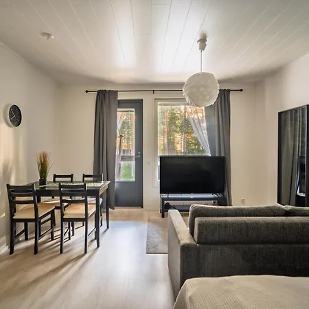 Meriheinae B7 - Near The Hiekkasaerkaet *