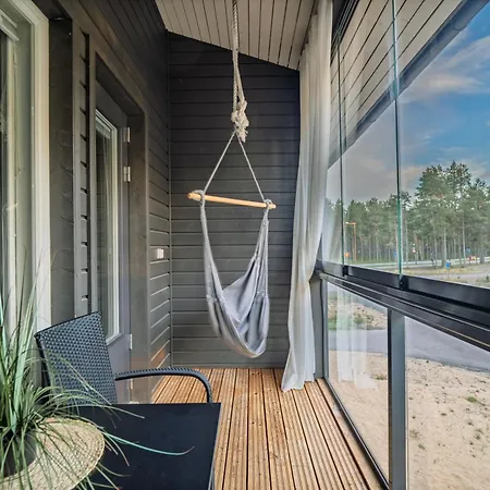 Meriheinae B7 - Near The Hiekkasaerkaet